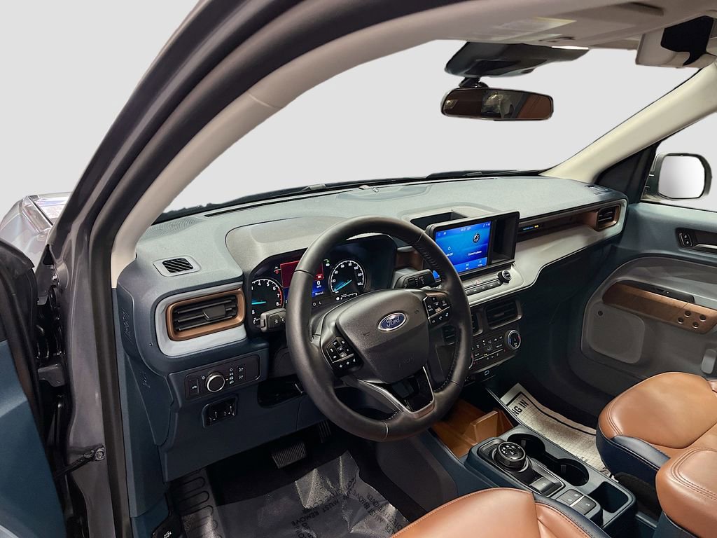 Used 2022 Ford Maverick Lariat w/ Lariat Luxury Package image 9