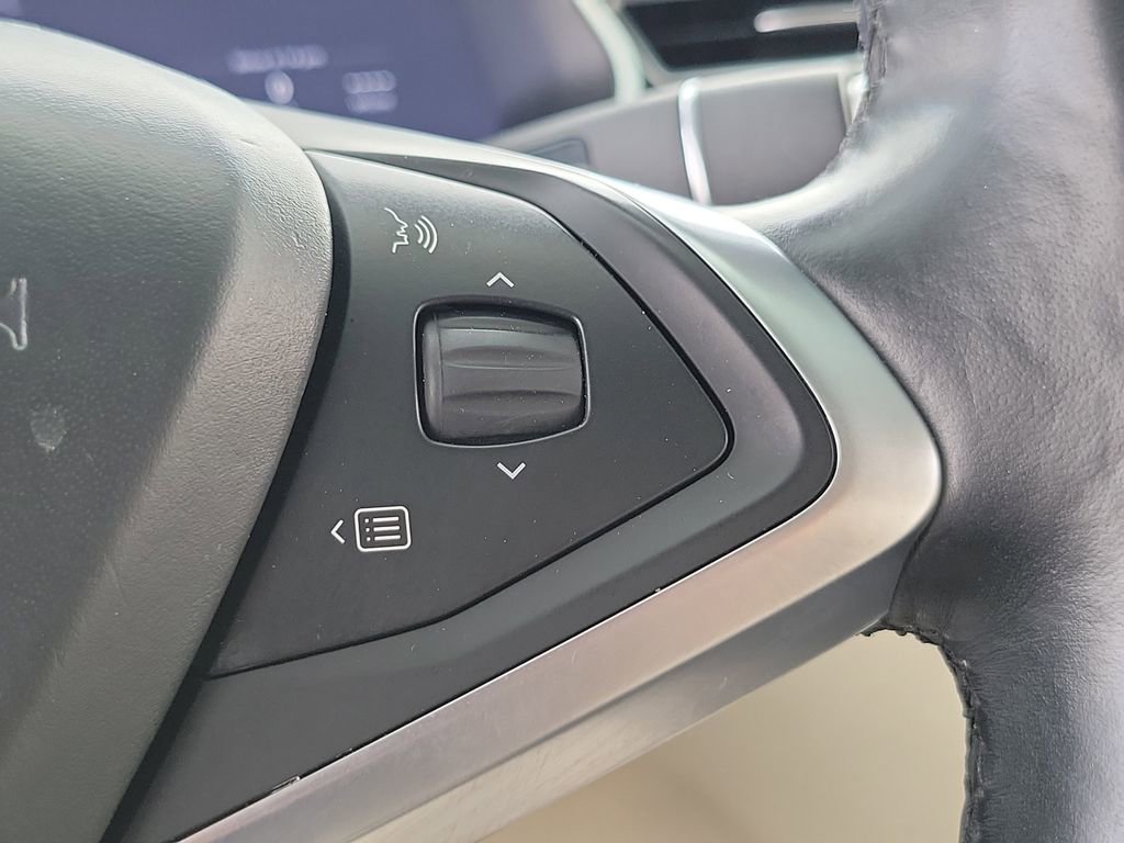 Used 2018 Tesla Model X 75D AWD/4WD image 25