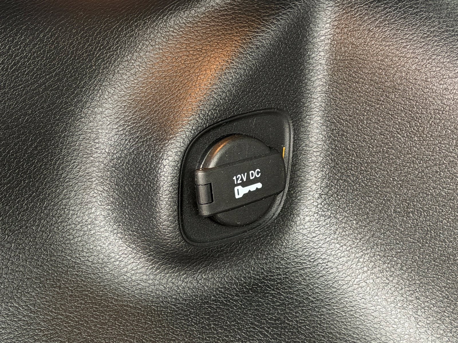 Used 2019 Jeep Cherokee Limited AWD/4WD image 34