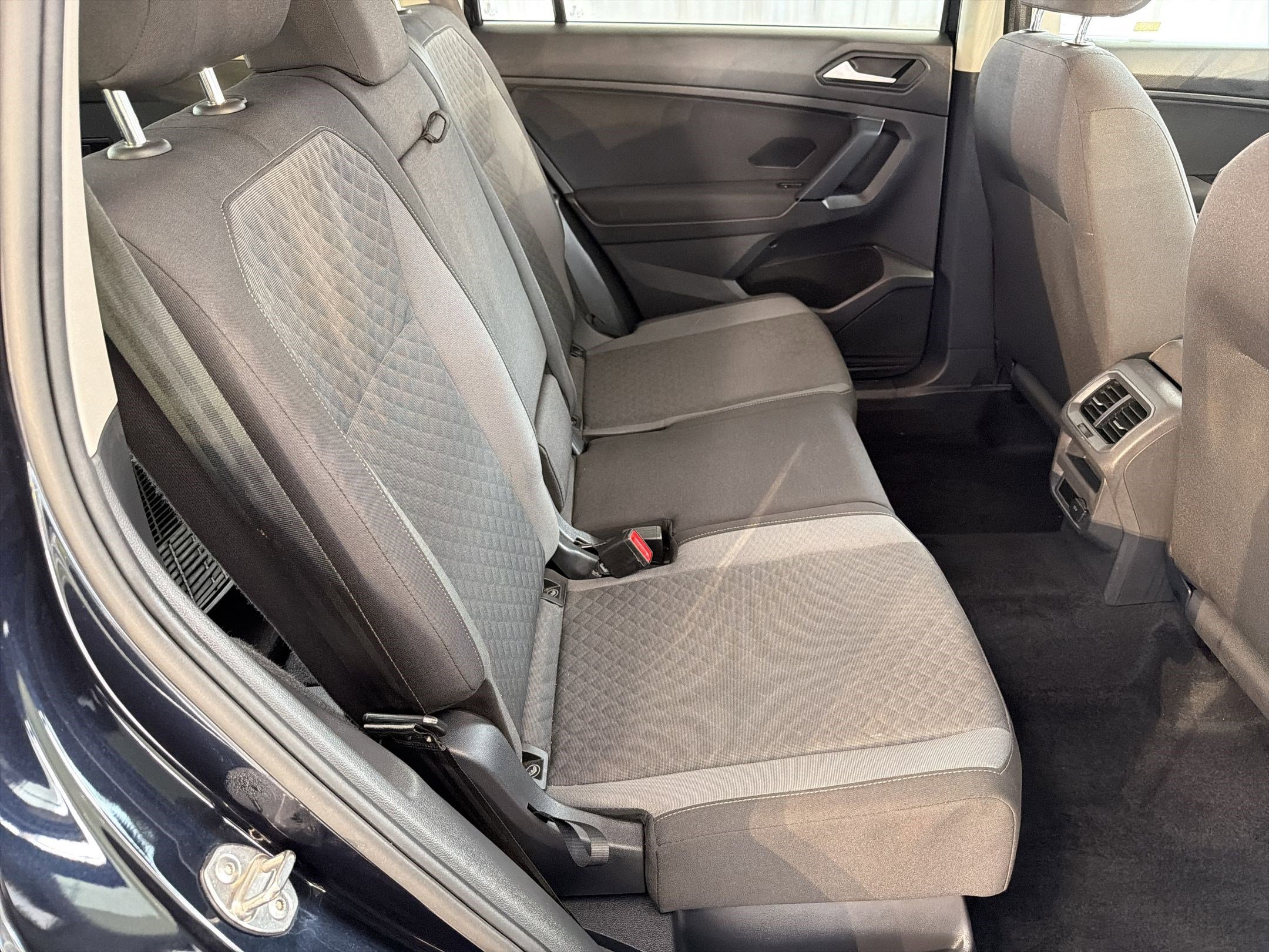 Used 2019 Volkswagen Tiguan S w/ Driver Assistance Package image 27