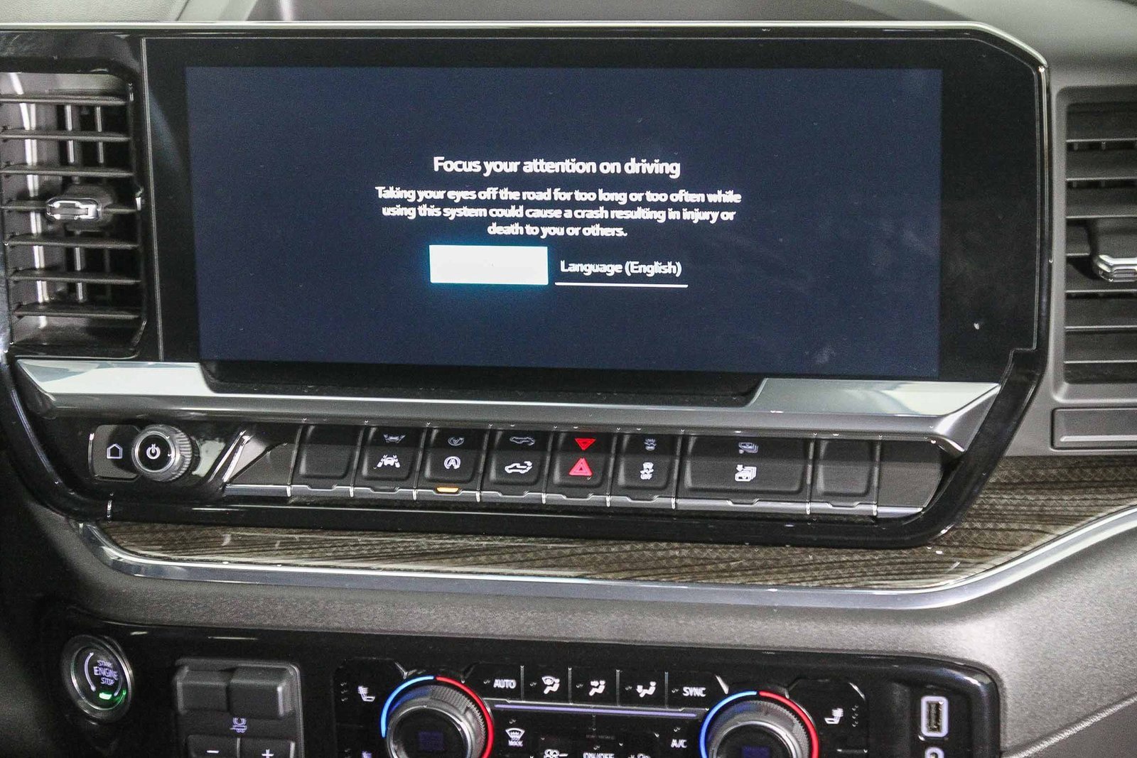 Used 2023 Chevrolet Silverado 1500 LT image 15