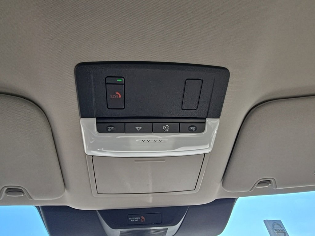 New 2025 Nissan Pathfinder SL w/ Black Appearance Package image 25