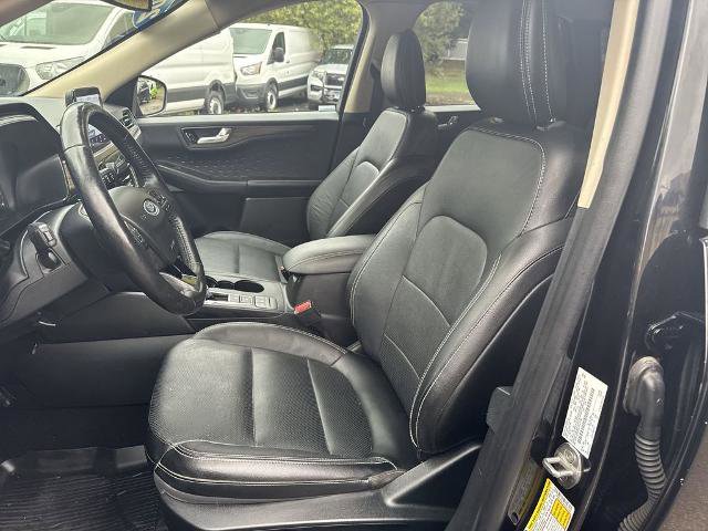Certified 2020 Ford Escape Titanium image 11