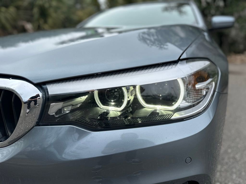 Used 2020 BMW 530i w/ Convenience Package RWD image 5