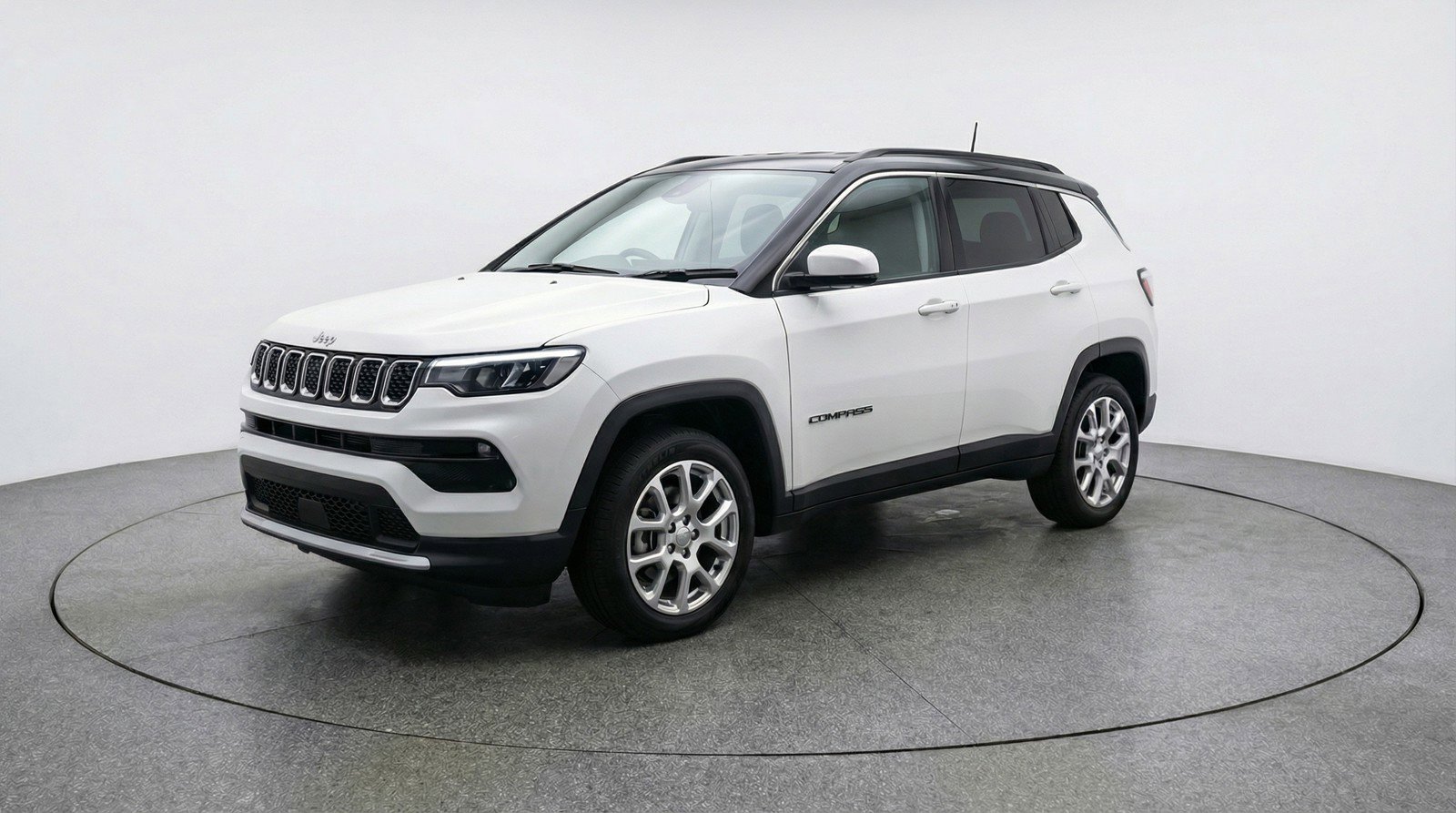 Used 2025 Jeep Compass Limited image 3
