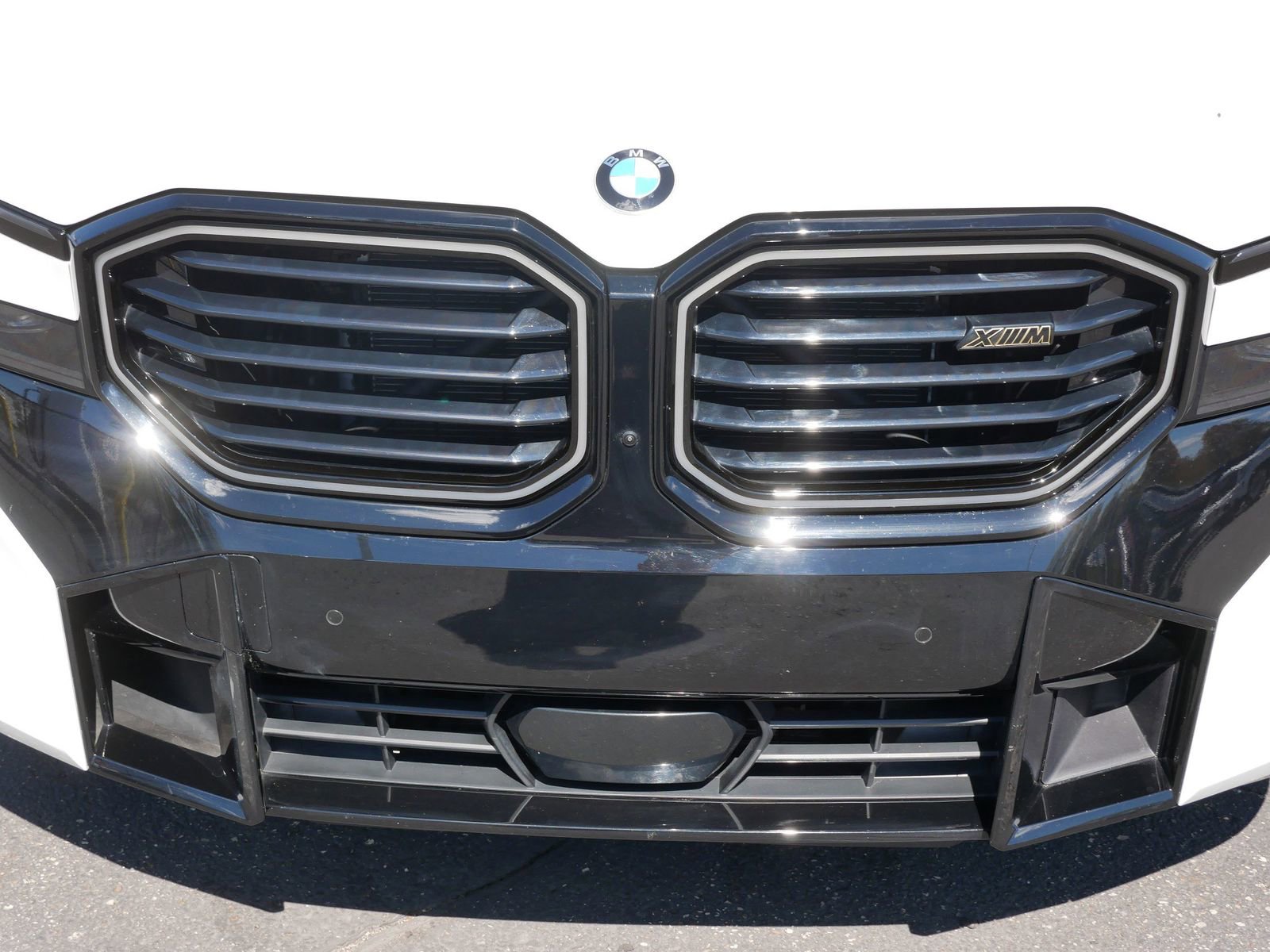 Used 2023 BMW XM AWD/4WD image 8