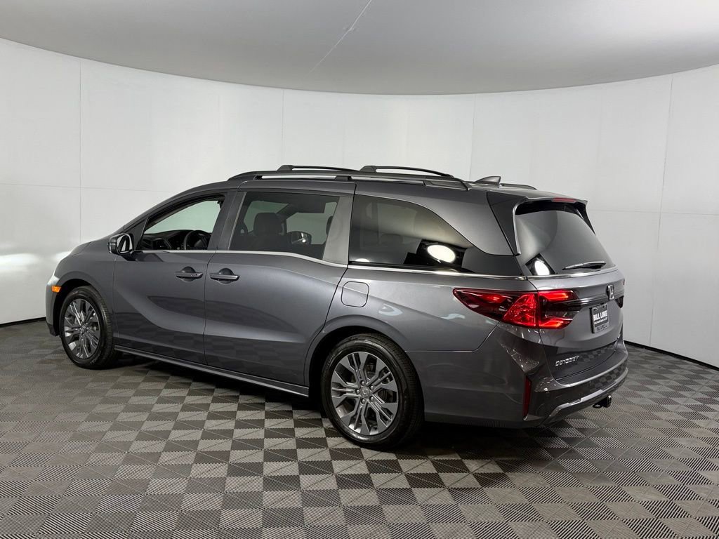 Used 2025 Honda Odyssey Touring image 8