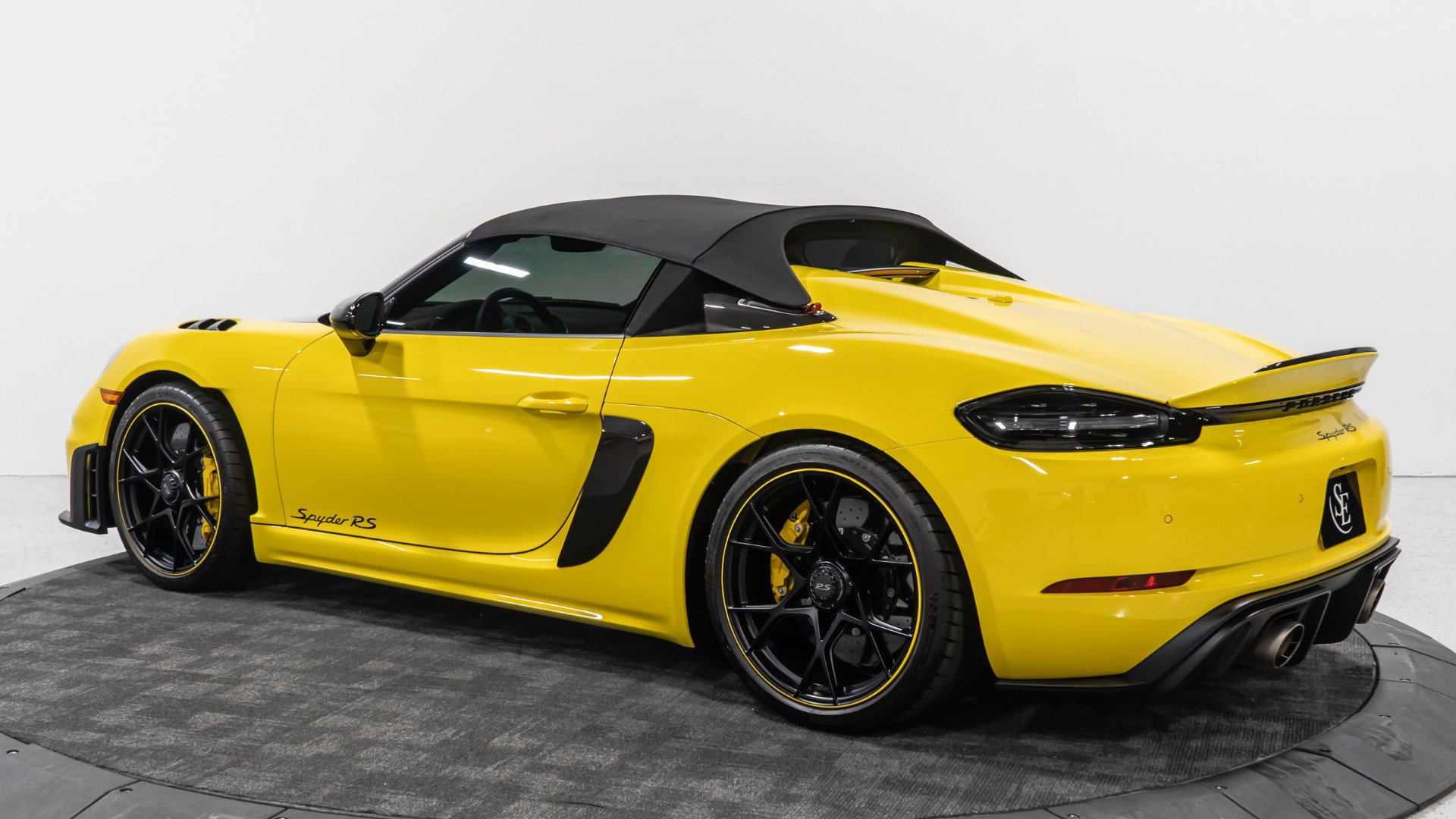 Used 2024 Porsche 718 Boxster Spyder RS image 17