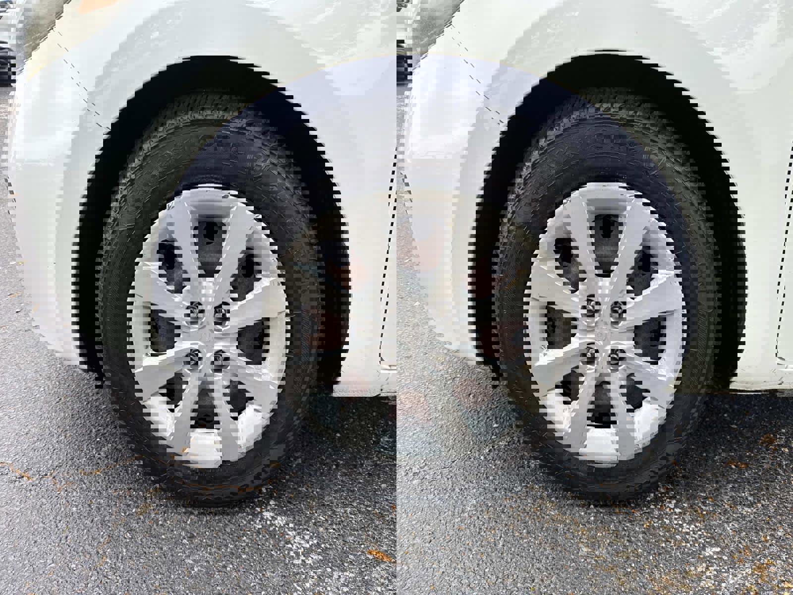 Used 2013 Kia Rio LX w/ PWR Pkg image 10