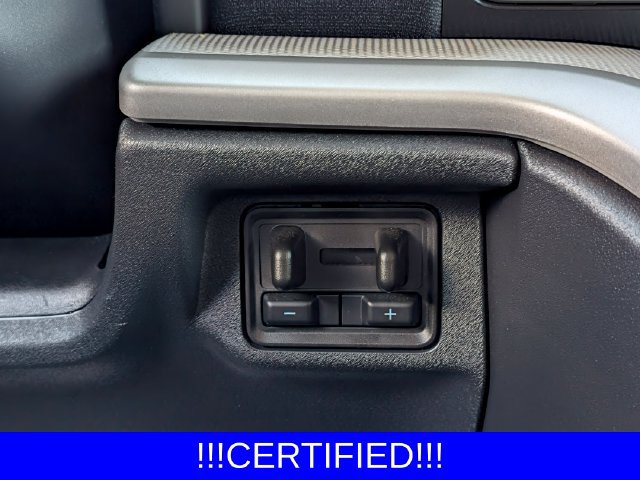 Certified 2025 Ford Expedition Active AWD/4WD image 32