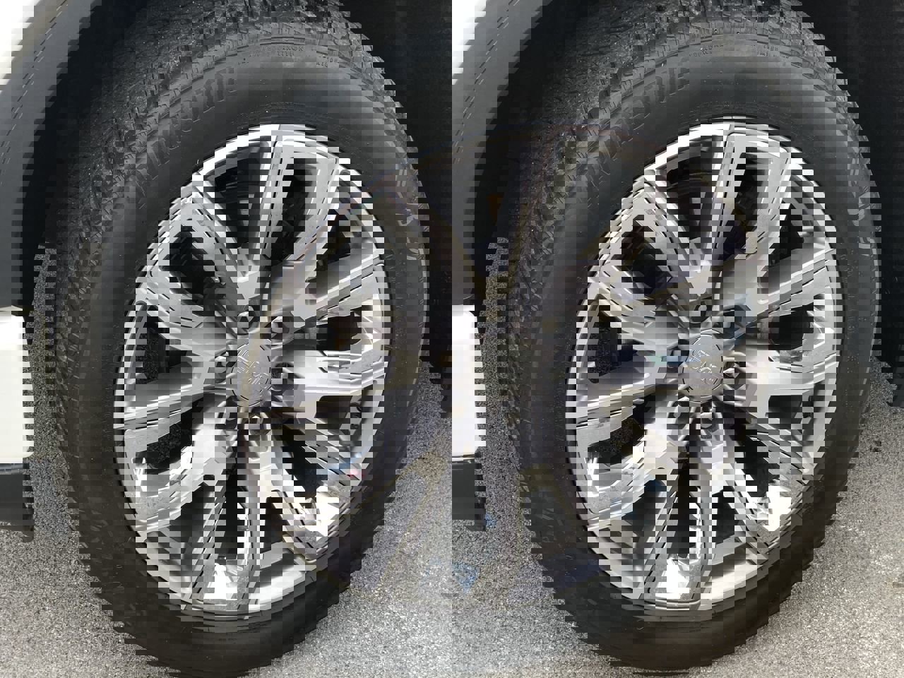 Used 2023 GMC Sierra 1500 Denali w/ Denali Reserve Package image 2