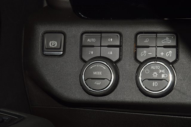 New 2026 Chevrolet Silverado 3500 LT image 38