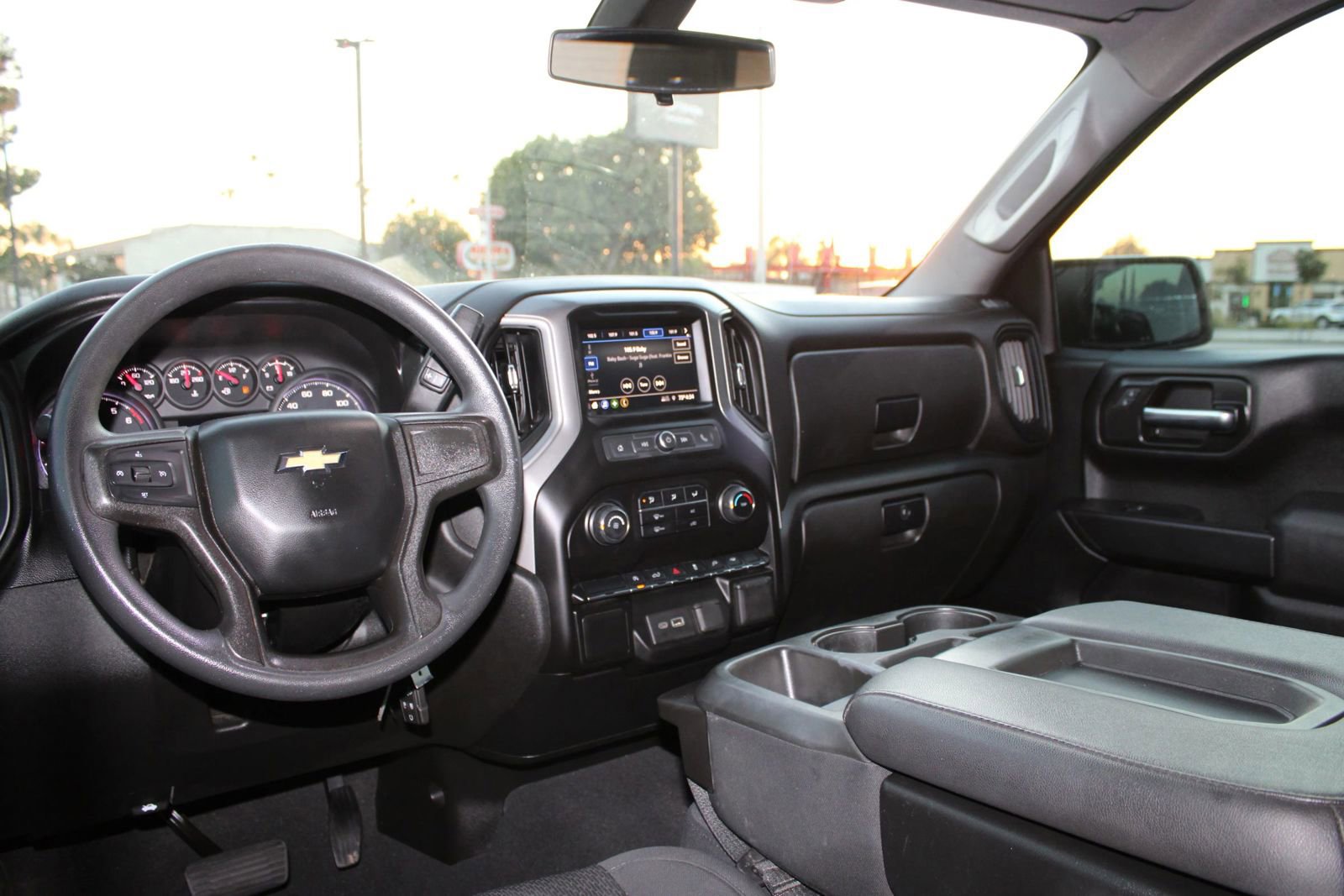 Used 2021 Chevrolet Silverado 1500 Custom image 20