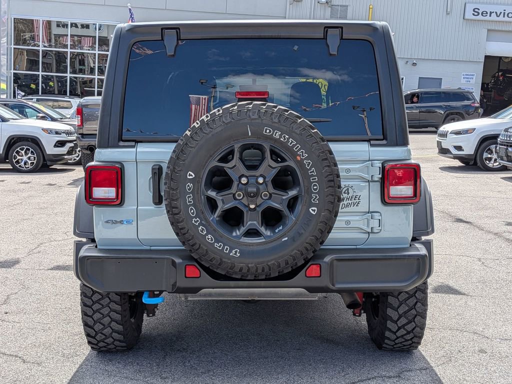 Used 2023 Jeep Wrangler Unlimited w/ Cold Weather Group AWD/4WD image 7