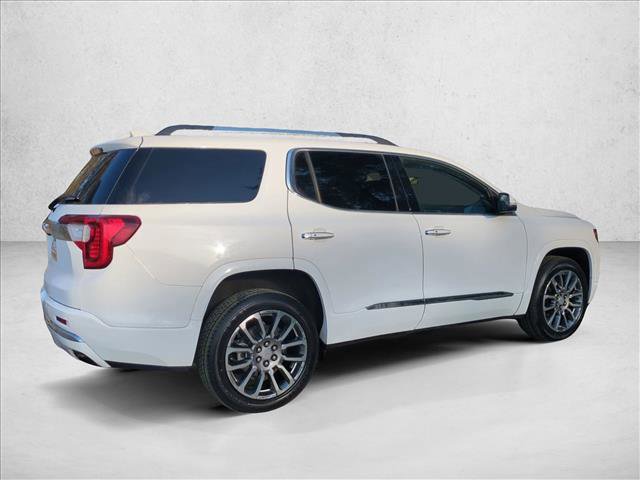 Used 2023 GMC Acadia Denali image 5