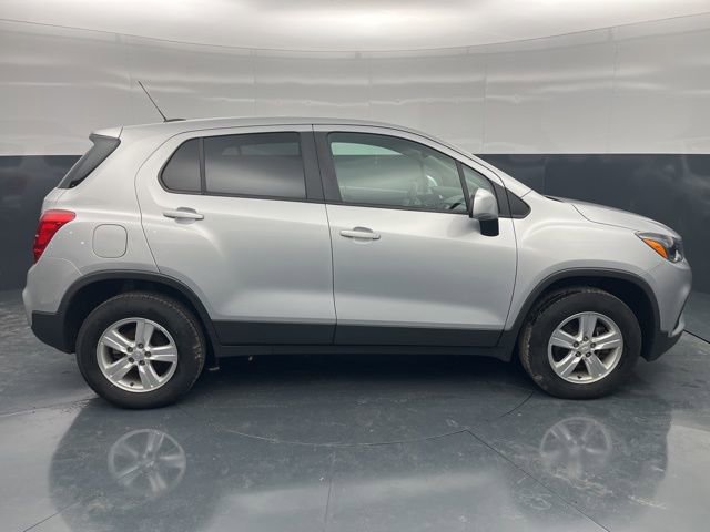 Used 2020 Chevrolet Trax LS w/ Tint and Cruise Package image 7