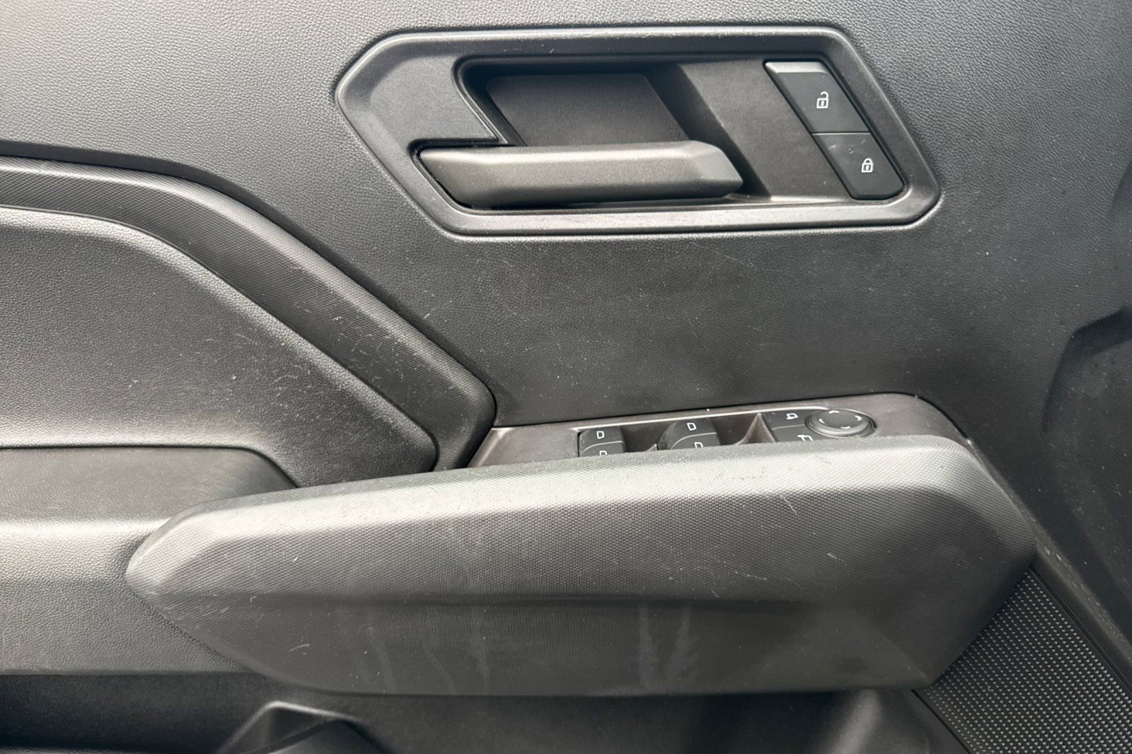 Certified 2023 Chevrolet Colorado W/T image 10