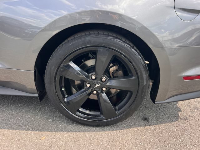 Used 2021 Ford Mustang Coupe w/ Black Accent Package RWD image 25