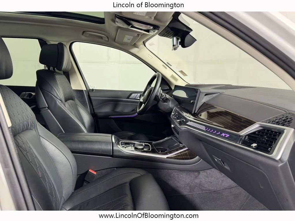 Used 2026 BMW X7 xDrive40i image 18