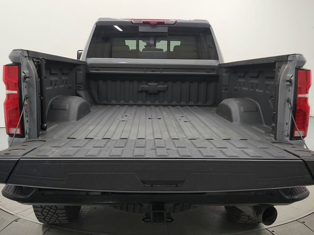 Used 2025 Chevrolet Silverado 2500 ZR2 w/ Technology Package image 38