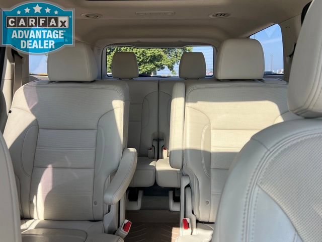 Used 2021 GMC Acadia Denali w/ Denali Ultimate Package AWD/4WD image 22