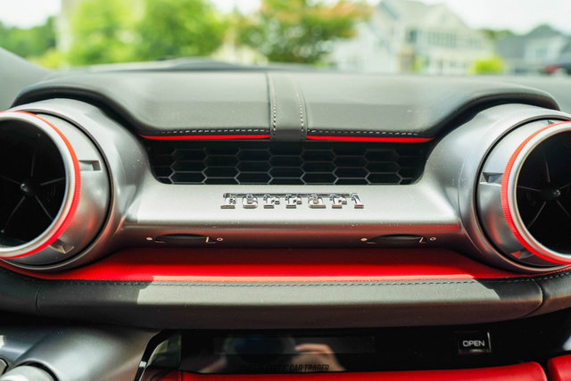 Used 2019 Ferrari 812 Superfast image 64