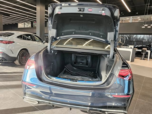 New 2026 Mercedes-Benz S 500 4MATIC image 9