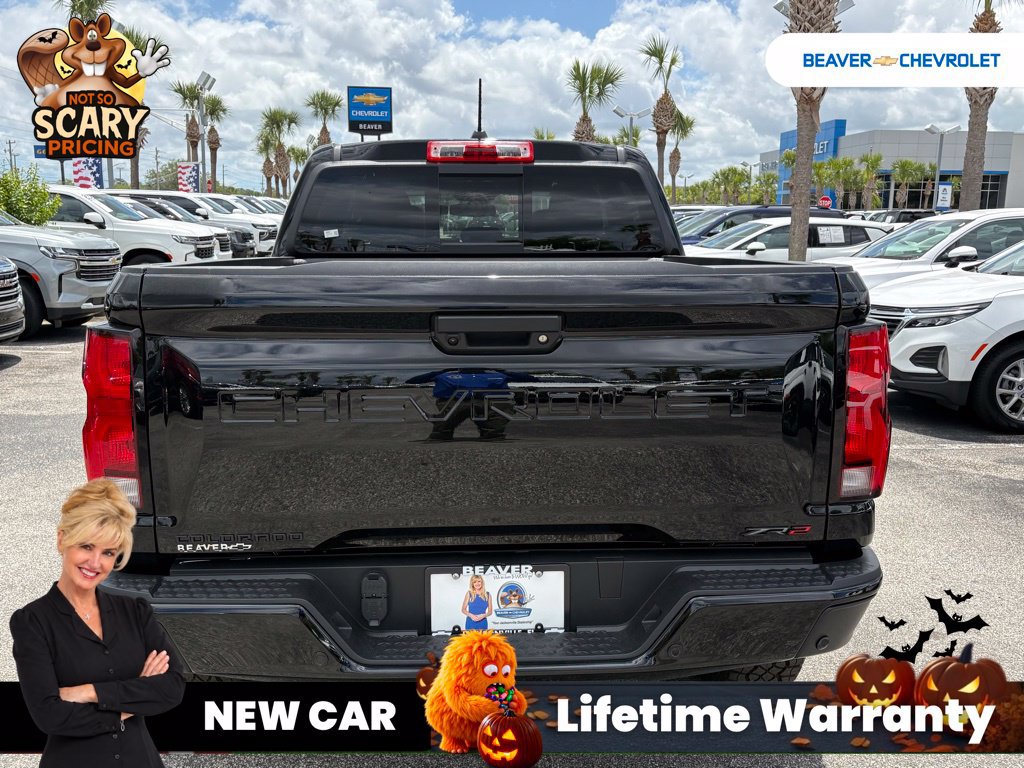 New 2026 Chevrolet Colorado ZR2 w/ Off-Road Front Bumper Package AWD/4WD image 6