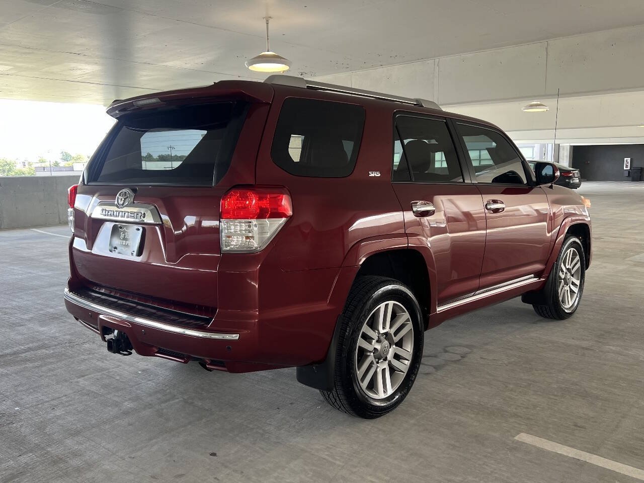 Used 2011 Toyota 4Runner SR5 w/ Premium Pkg w/Leather AWD/4WD image 12