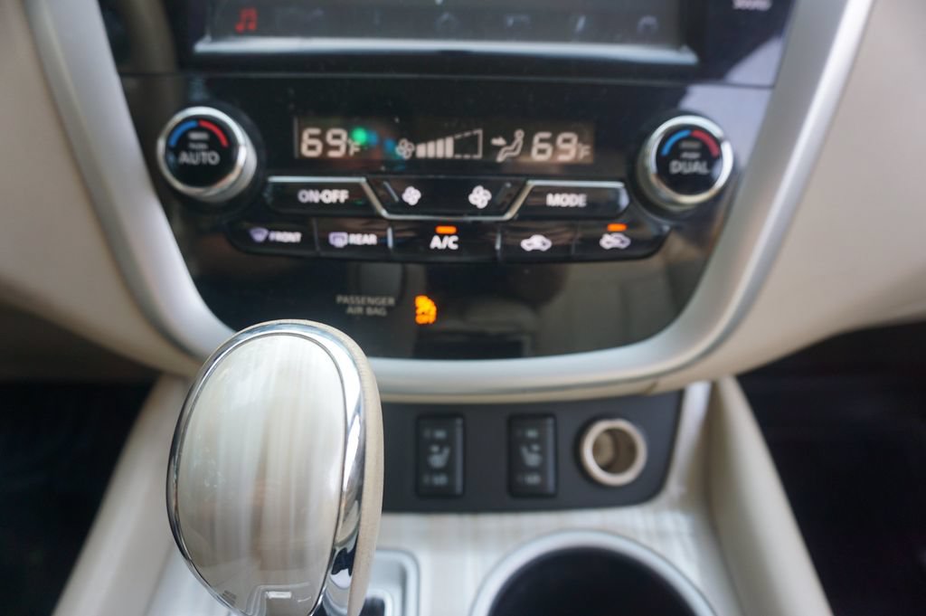 Used 2016 Nissan Murano SL FWD image 11