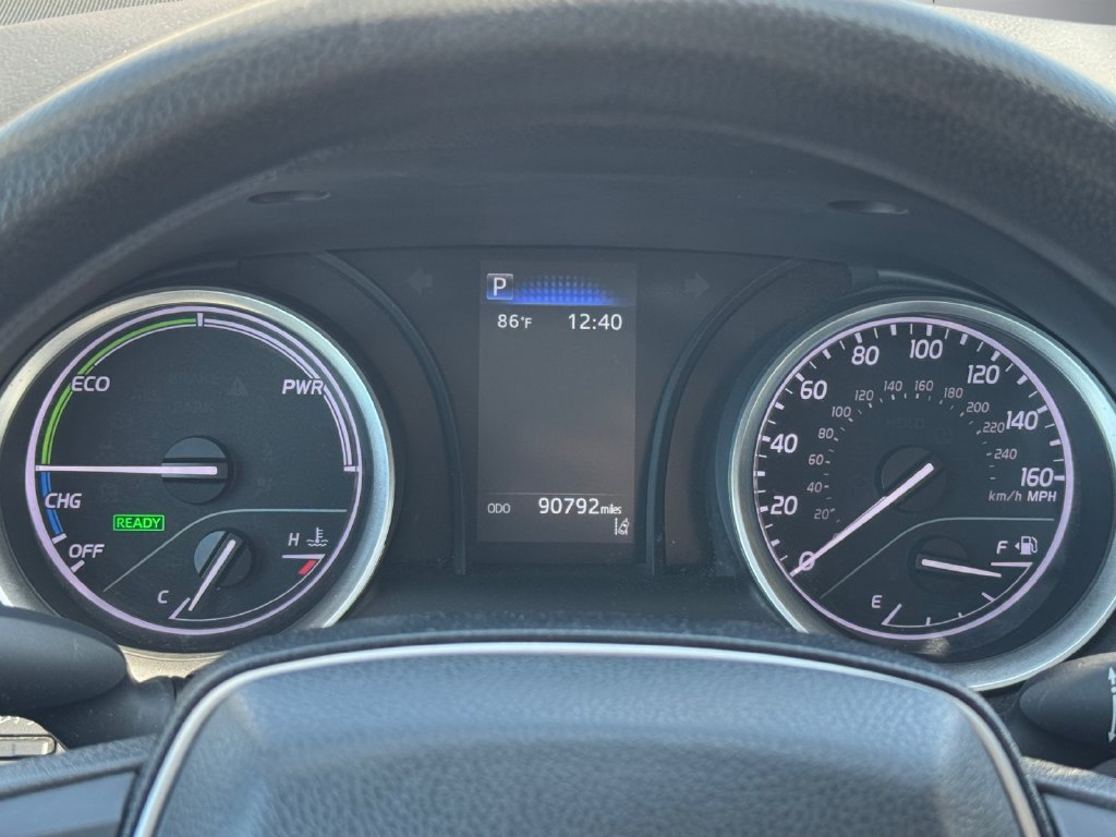 Certified 2021 Toyota Camry LE FWD image 14