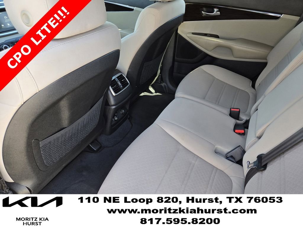 Certified 2020 Kia Sorento LX image 29