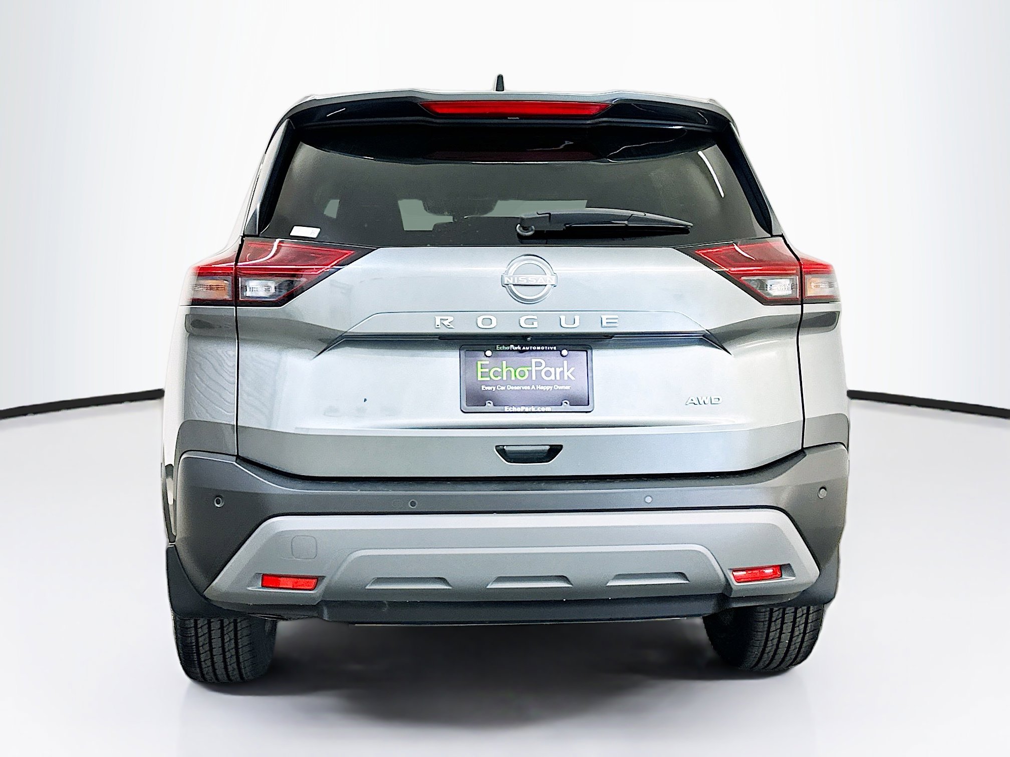 Used 2023 Nissan Rogue S AWD/4WD image 7