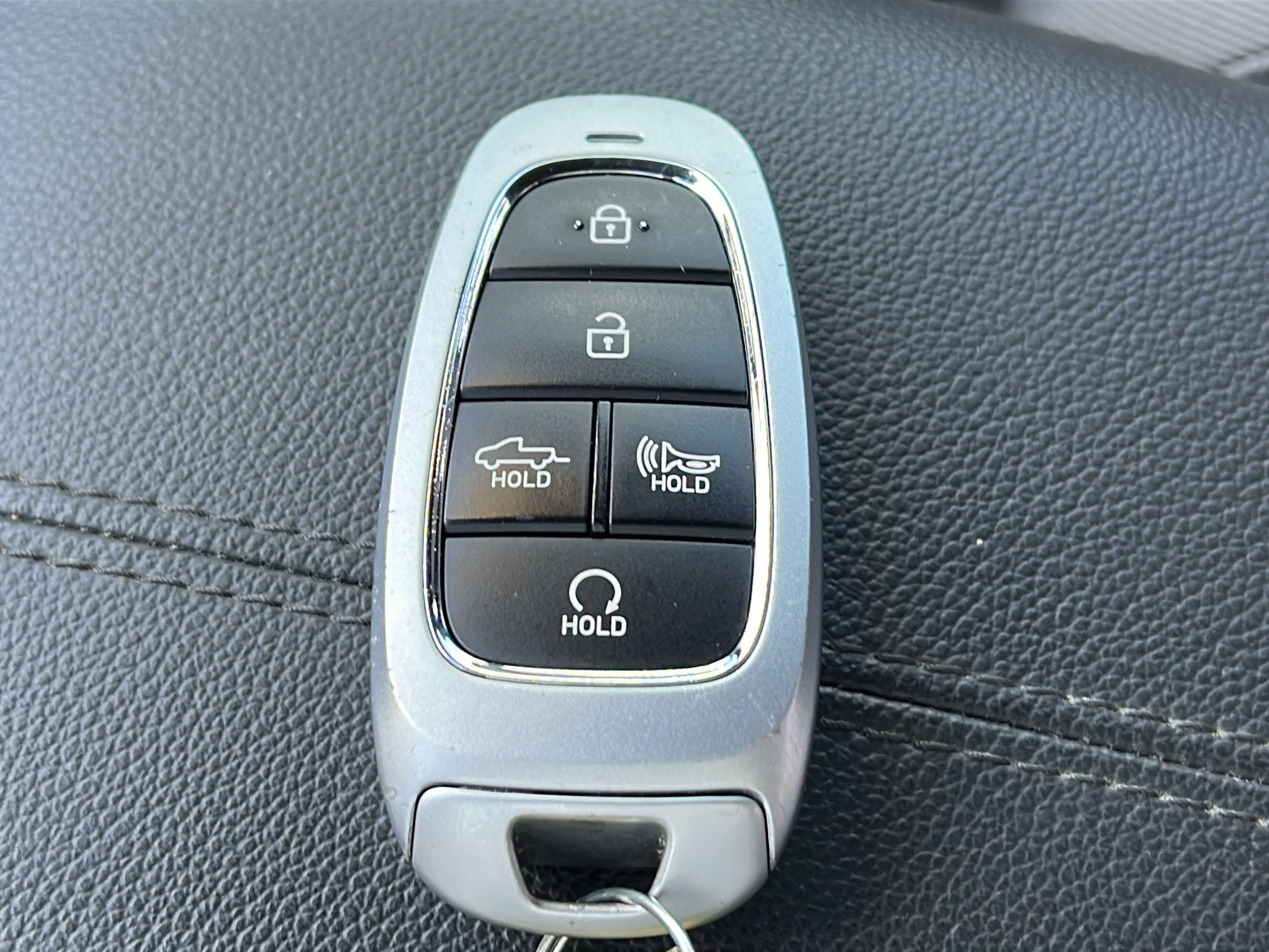 Certified 2022 Hyundai Santa Cruz SEL FWD image 24