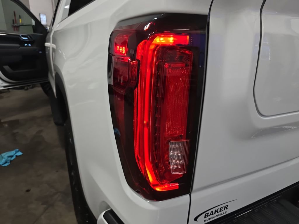 New 2026 GMC Sierra 1500 AT4 w/ AT4 Premium Package AWD/4WD image 39