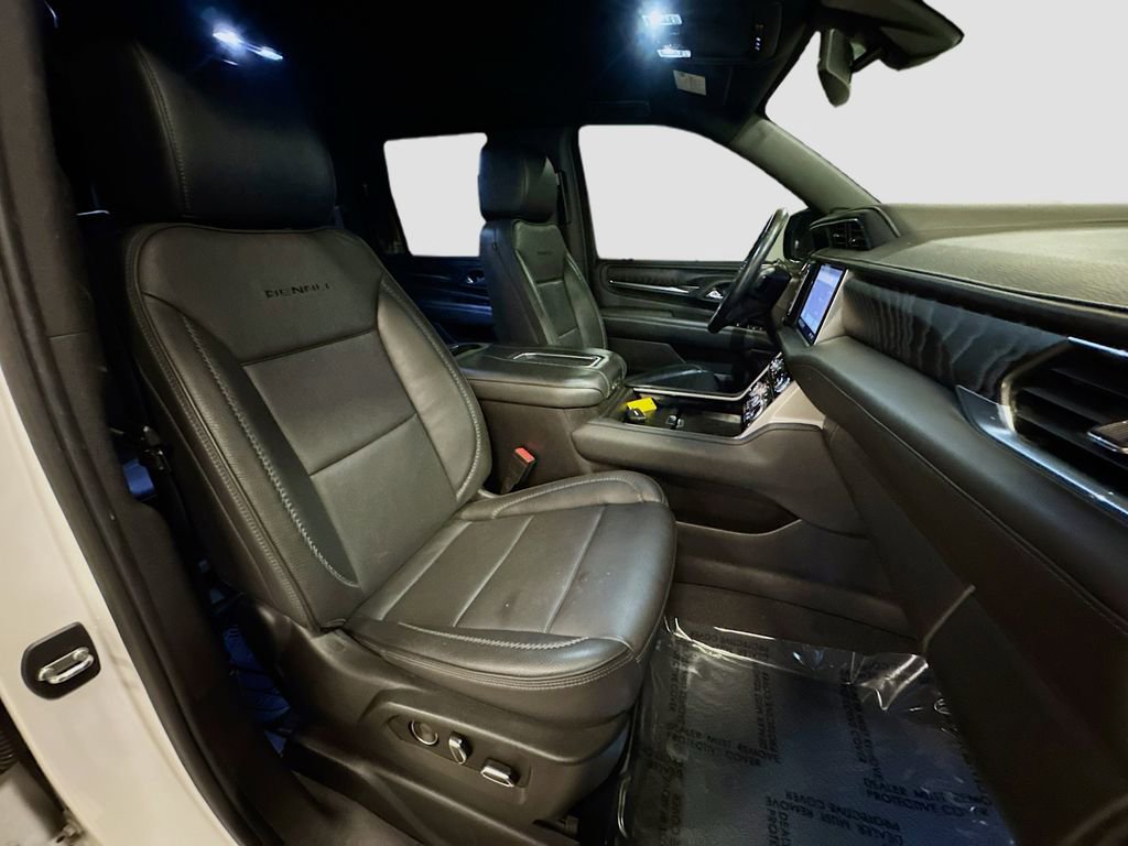 Used 2021 GMC Yukon XL Denali image 38