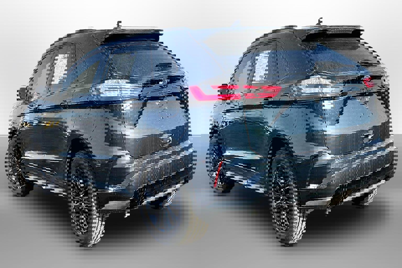 Used 2022 Ford Edge SE w/ Black Appearance Package image 10