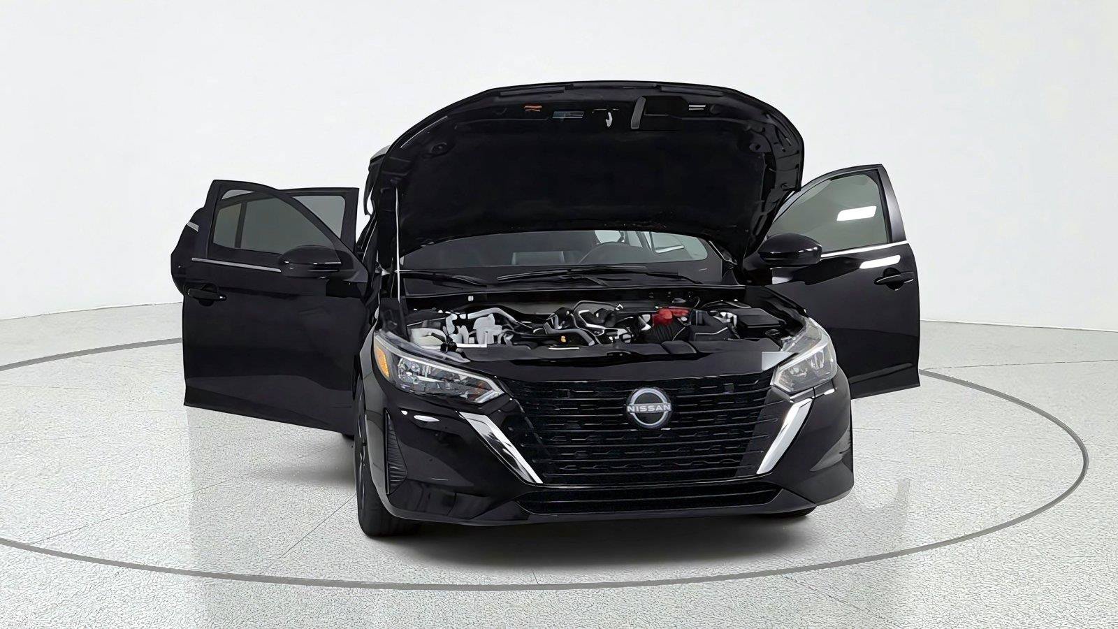 Used 2025 Nissan Sentra SV FWD image 9