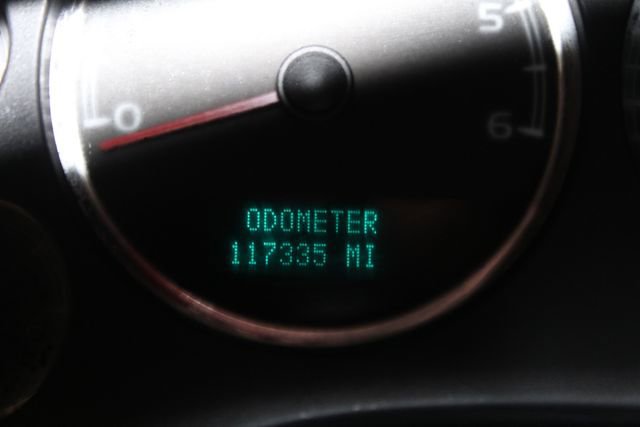 Used 2007 Chevrolet Suburban LT w/ LT Preferred Equipment Group image 30