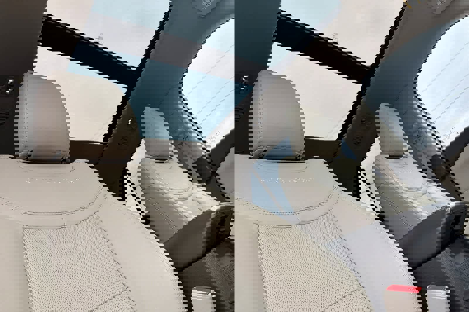 Certified 2022 Ford Explorer Platinum w/ Equipment Group 601A image 18