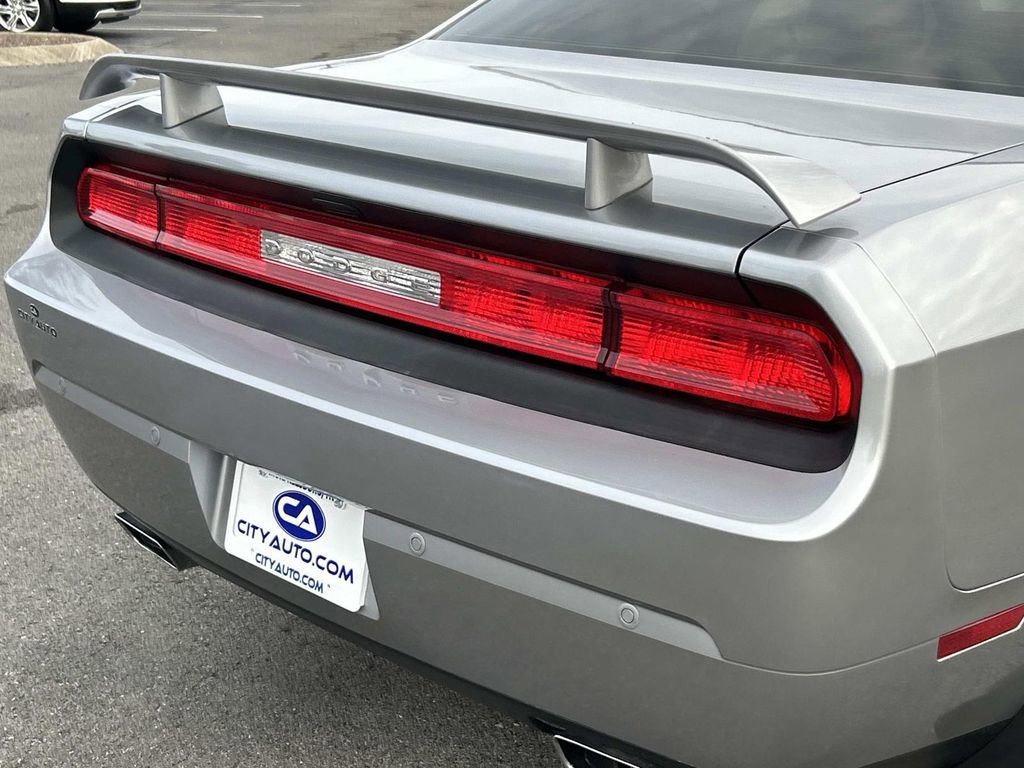 Used 2013 Dodge Challenger R/T image 13