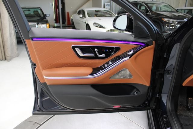 Used 2022 Mercedes-Benz S 580 4MATIC Sedan image 35
