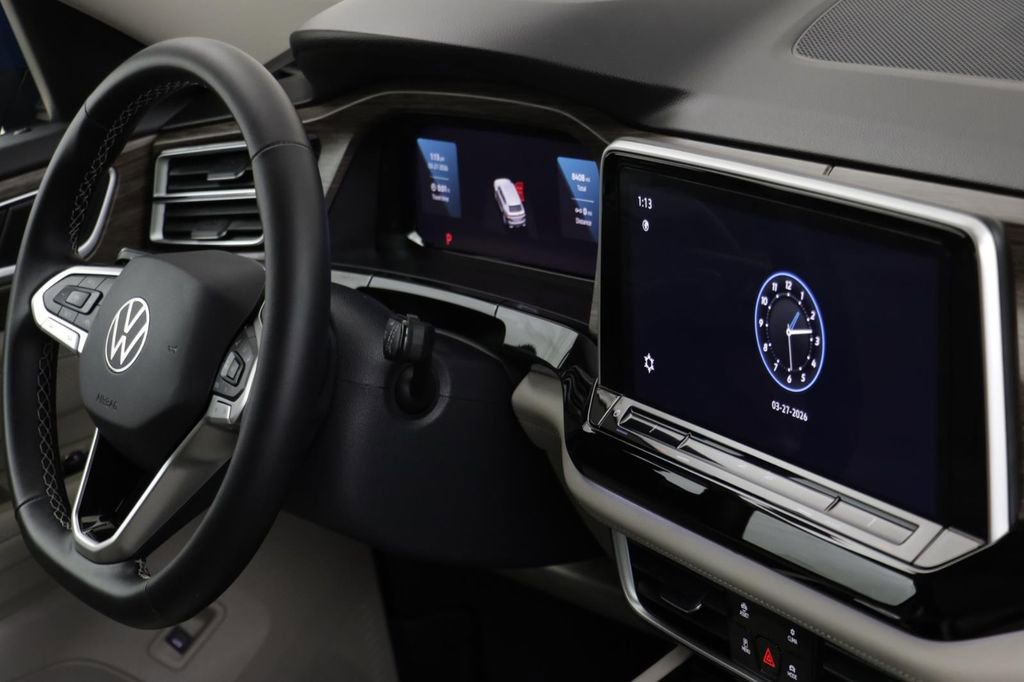 Used 2025 Volkswagen Atlas SEL image 21