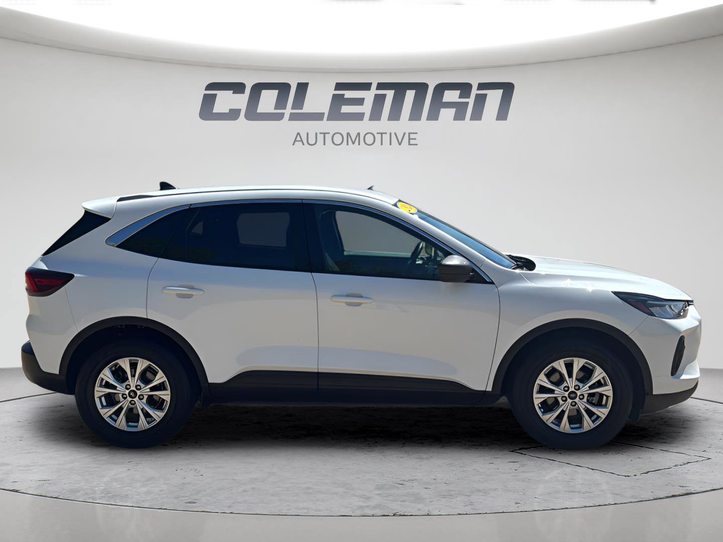 Used 2024 Ford Escape Active FWD image 6