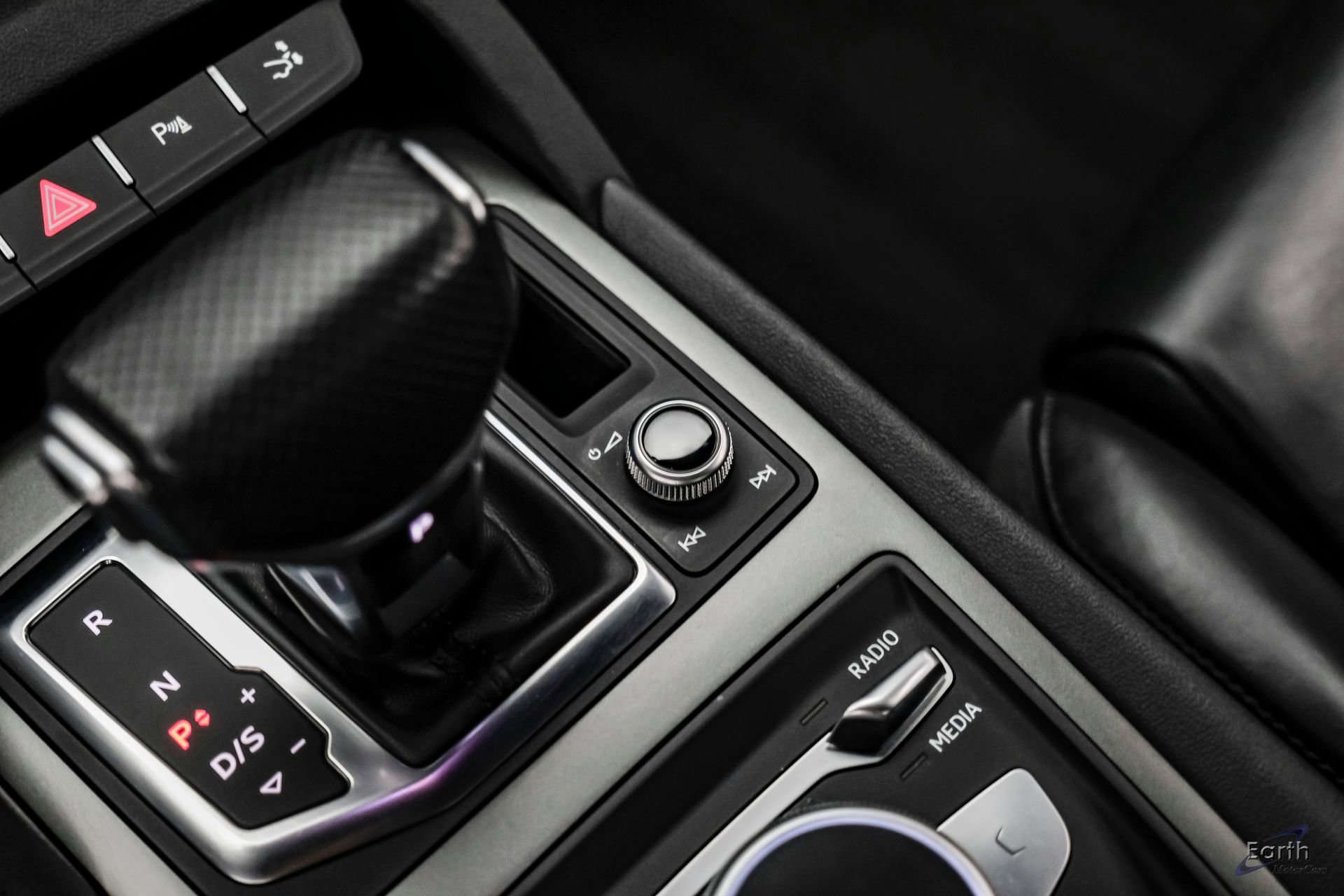 Used 2018 Audi R8 V10 RWD image 68