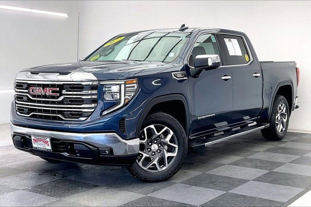 Used 2022 GMC Sierra 1500 SLT w/ SLT Premium Package image 12