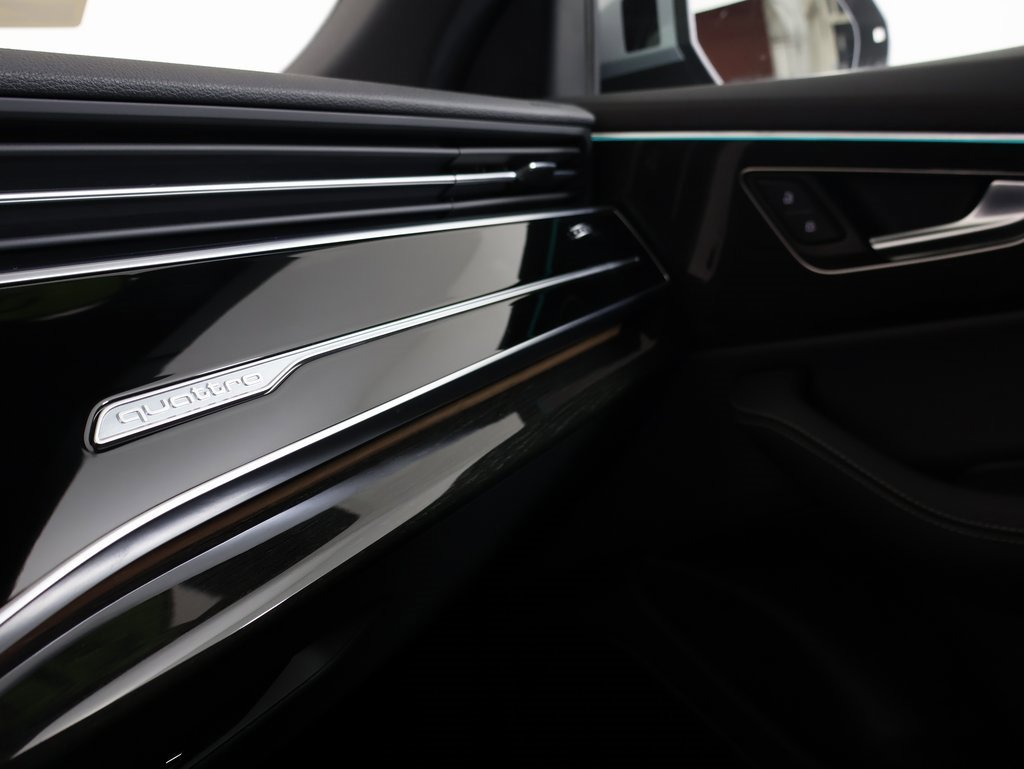 Used 2025 Audi Q8 Premium Plus w/ Premium Plus Package image 7