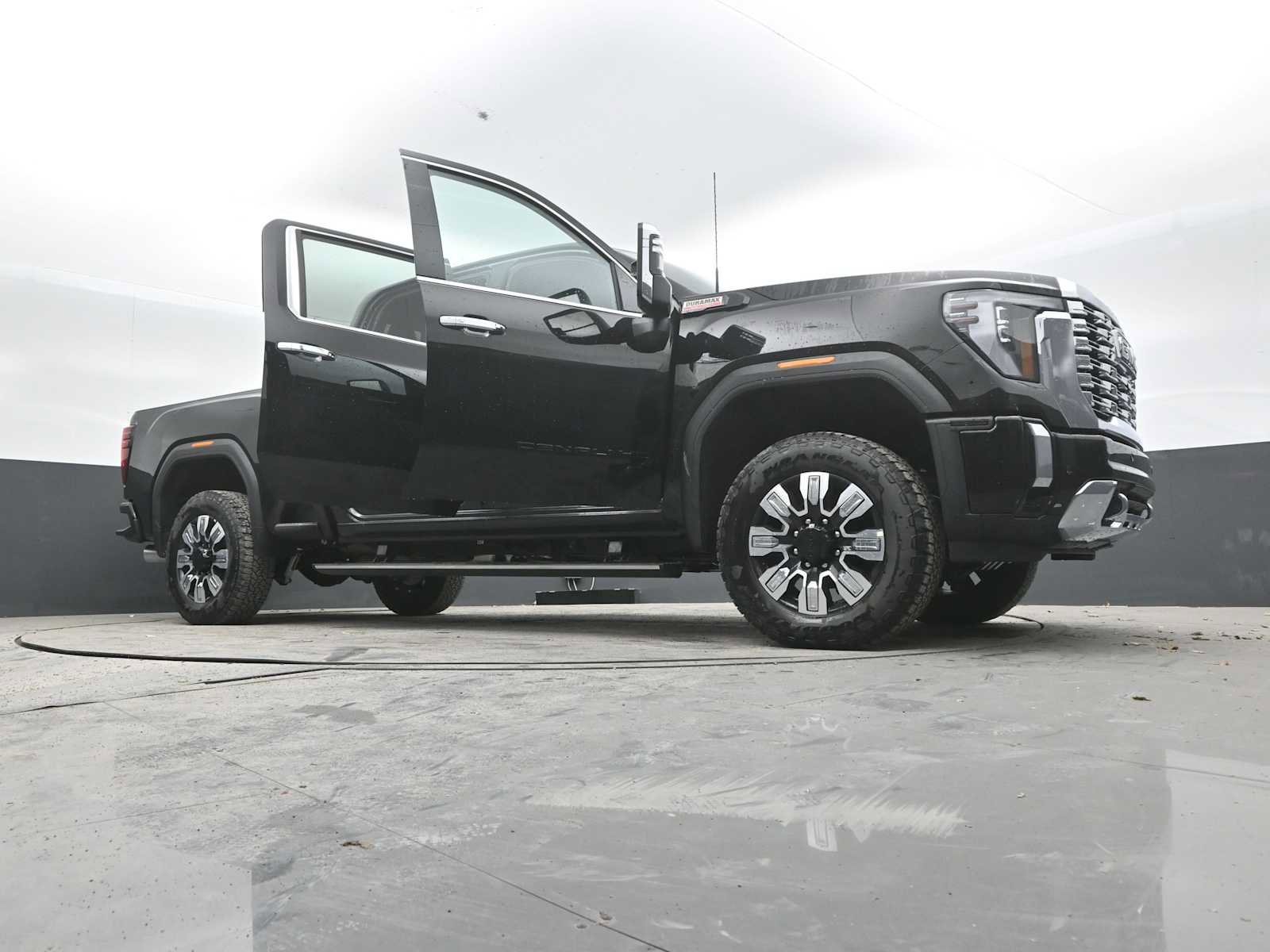 New 2026 GMC Sierra 2500 Denali w/ Denali Reserve Package AWD/4WD image 54