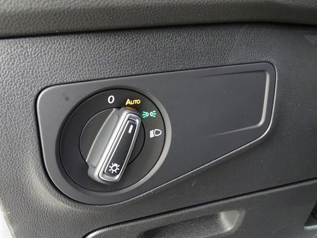 Used 2024 Volkswagen Tiguan SE image 16