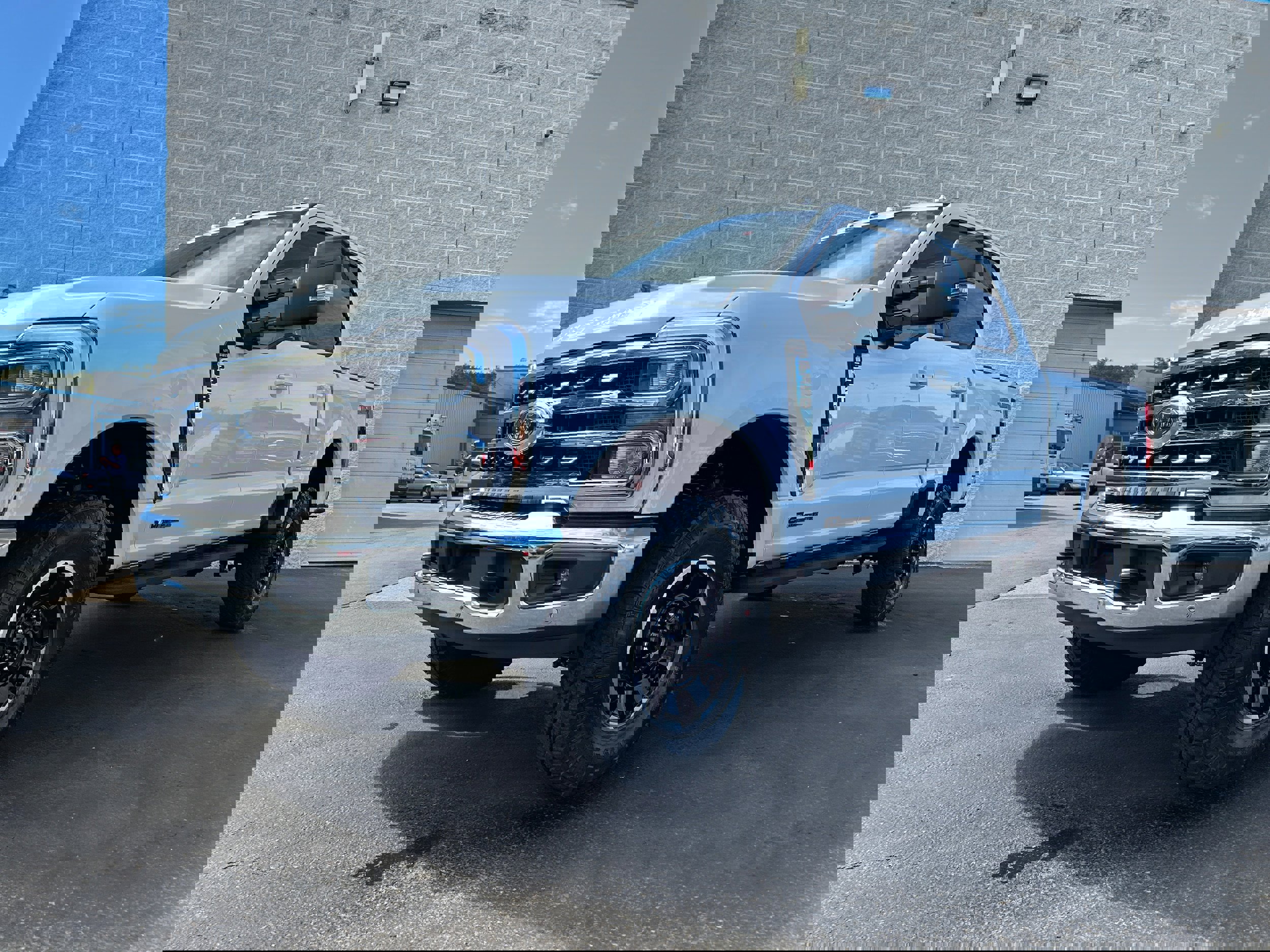 New 2026 Ford F350 Lariat w/ Tremor Off-Road Package image 4